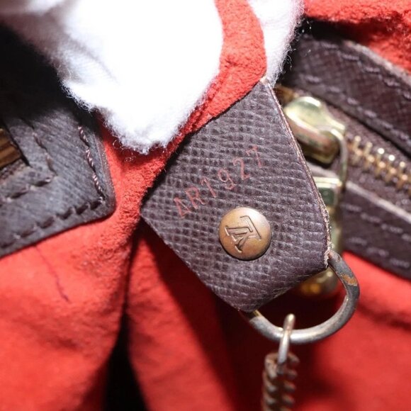 LOUIS VUITTON Damier Ebene Marais Shoulder Bag - Picture 12 of 15